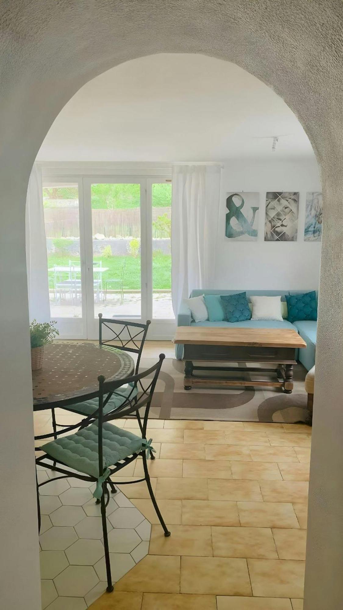Le Coccoon Ain Apartment Virignin Luaran gambar